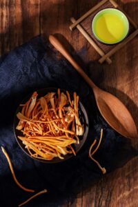 Nấm Đông Trùng Hạ Thảo